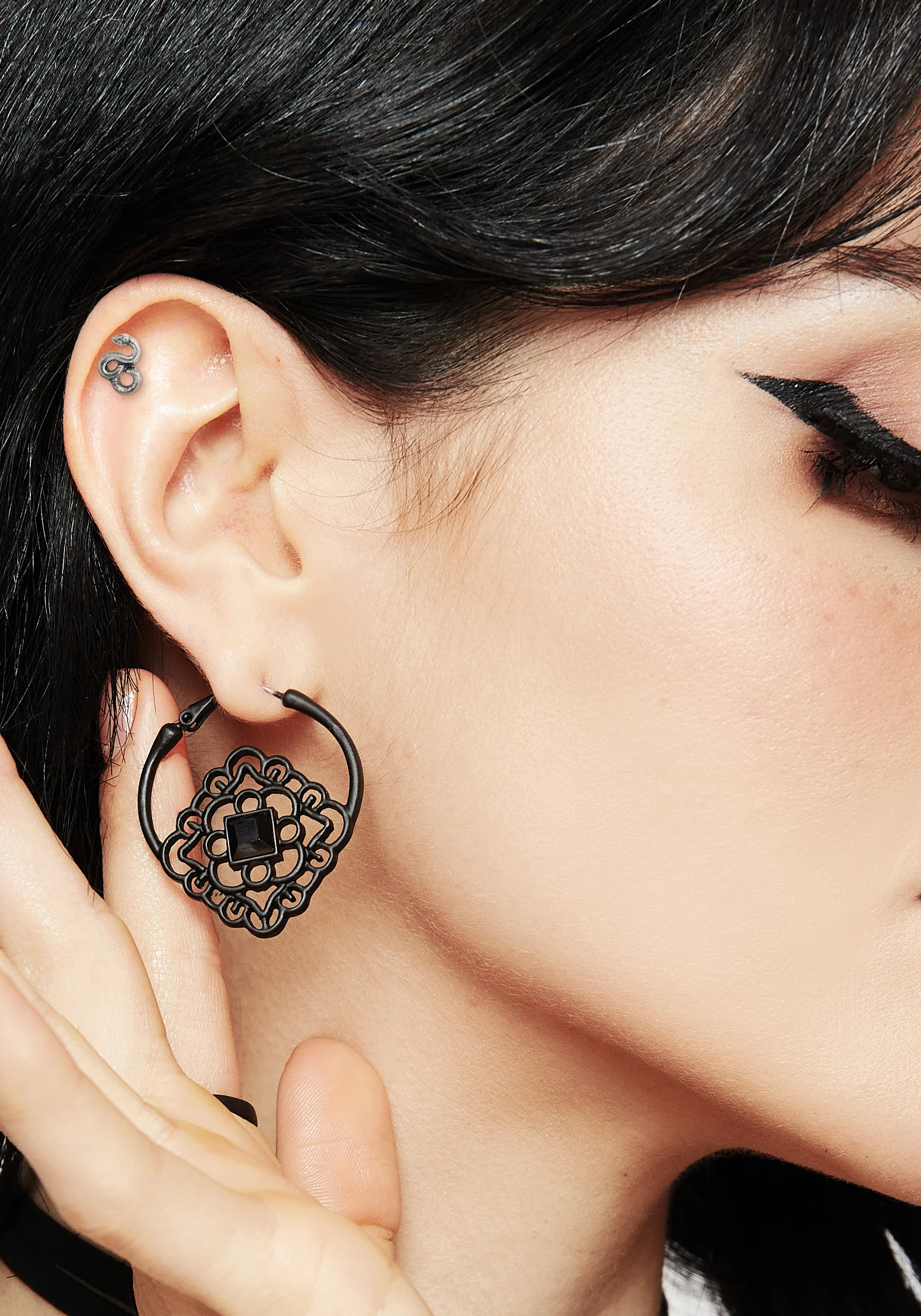 Arlo Snake Cartilage Piercing - Image 2