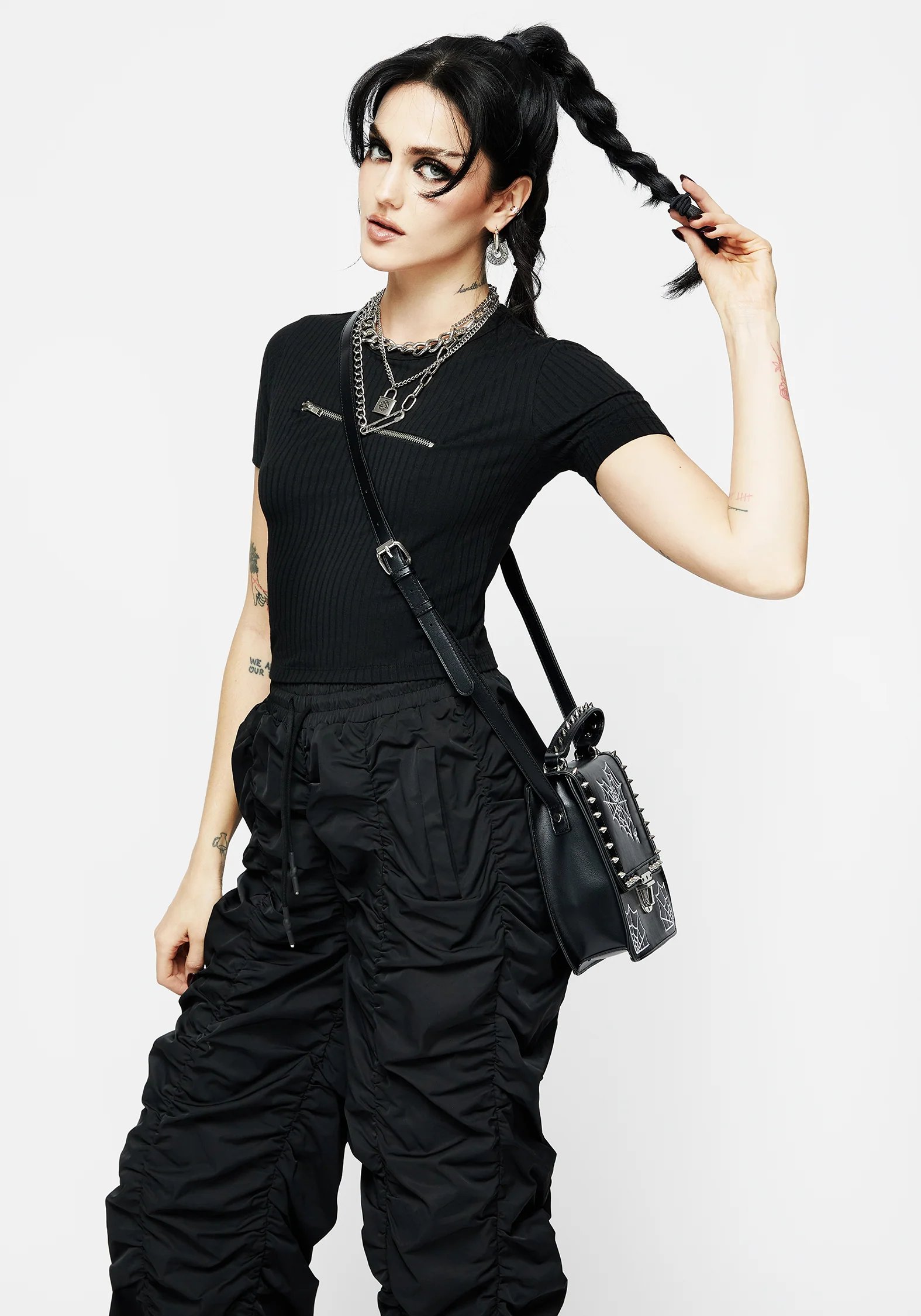 Catch Feelings Crossbody Satchel Bag - Black - Image 10