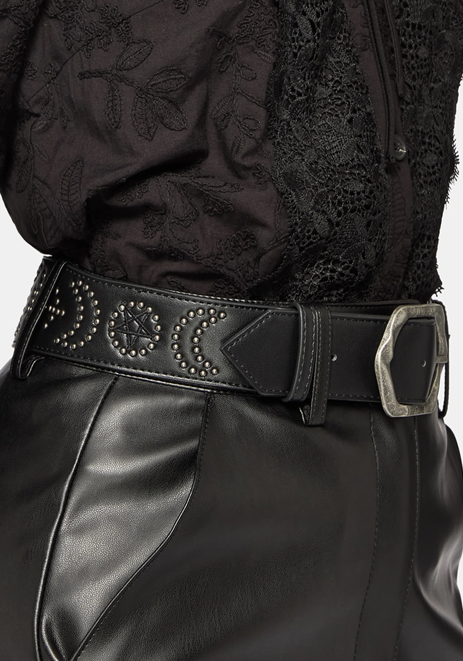 Celba Embroidered Rivet Belt - Image 3