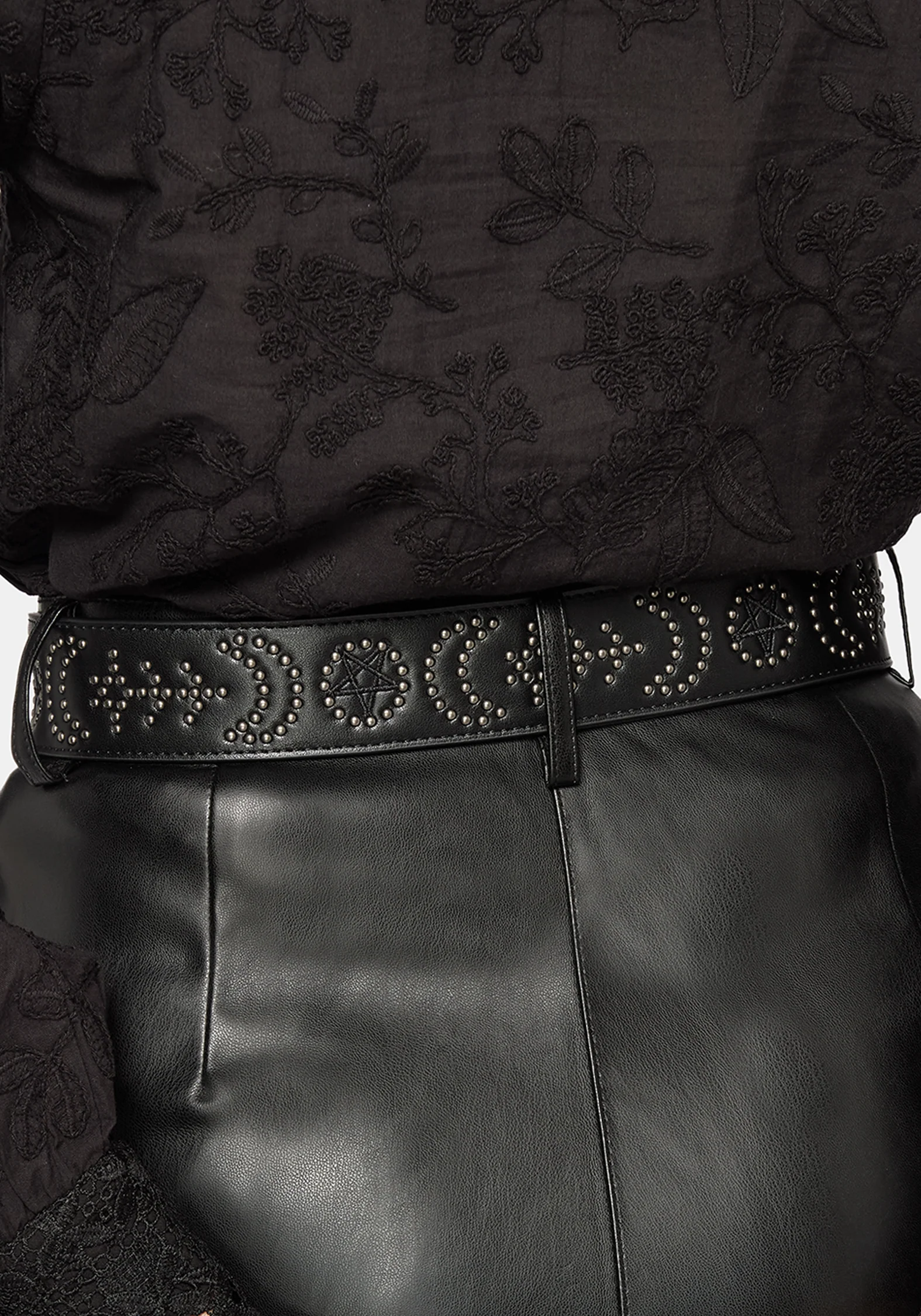 Celba Embroidered Rivet Belt - Image 4