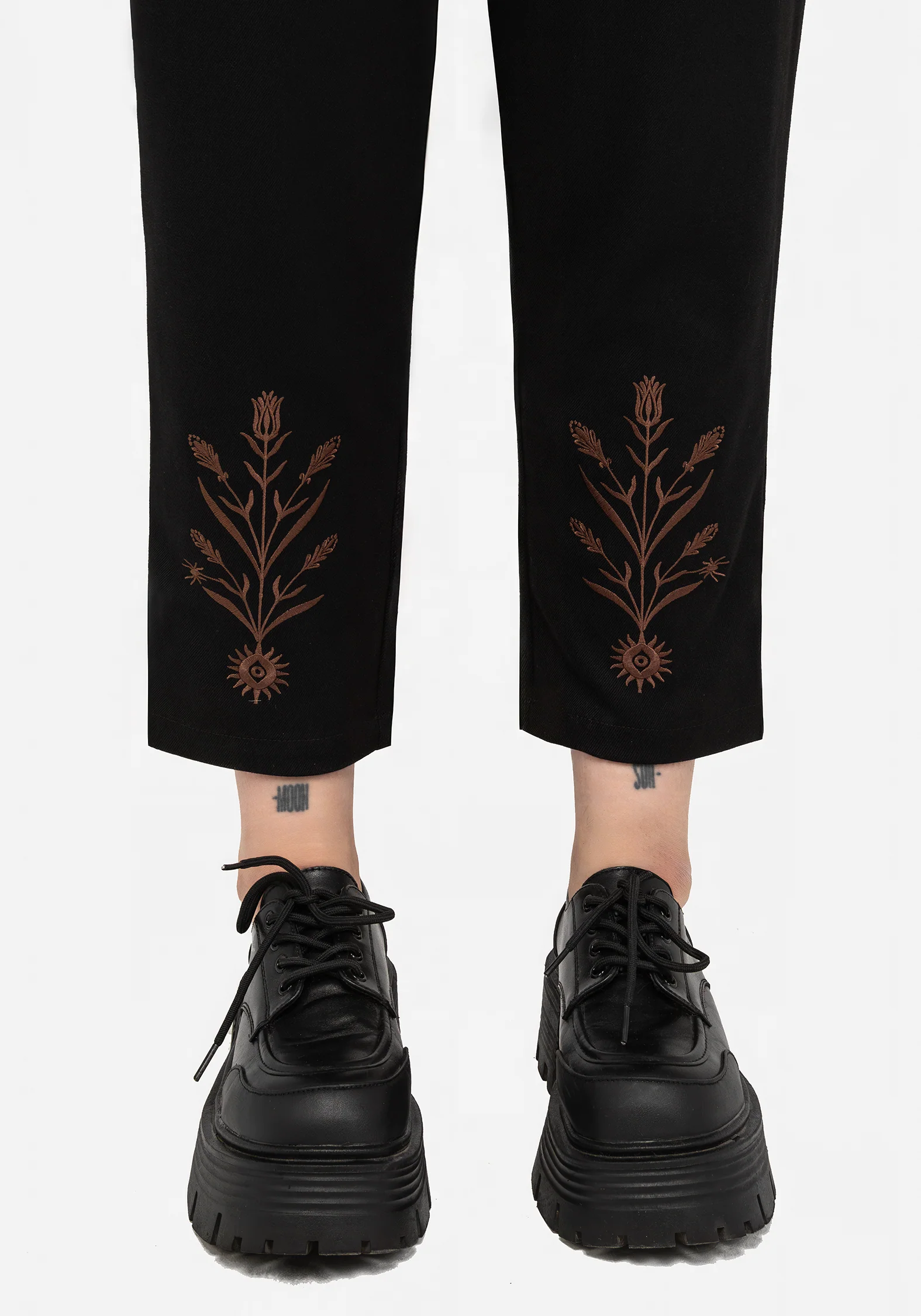Cybele Embroidered Tapered Trousers - Image 9