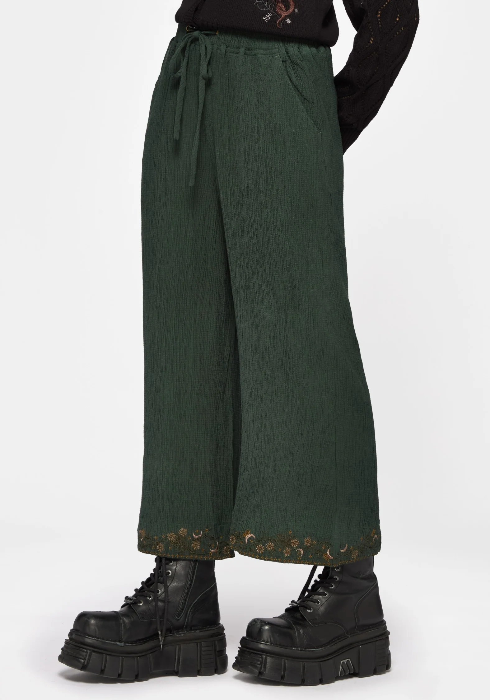 Elio Crinkle Embroidered Culotte
