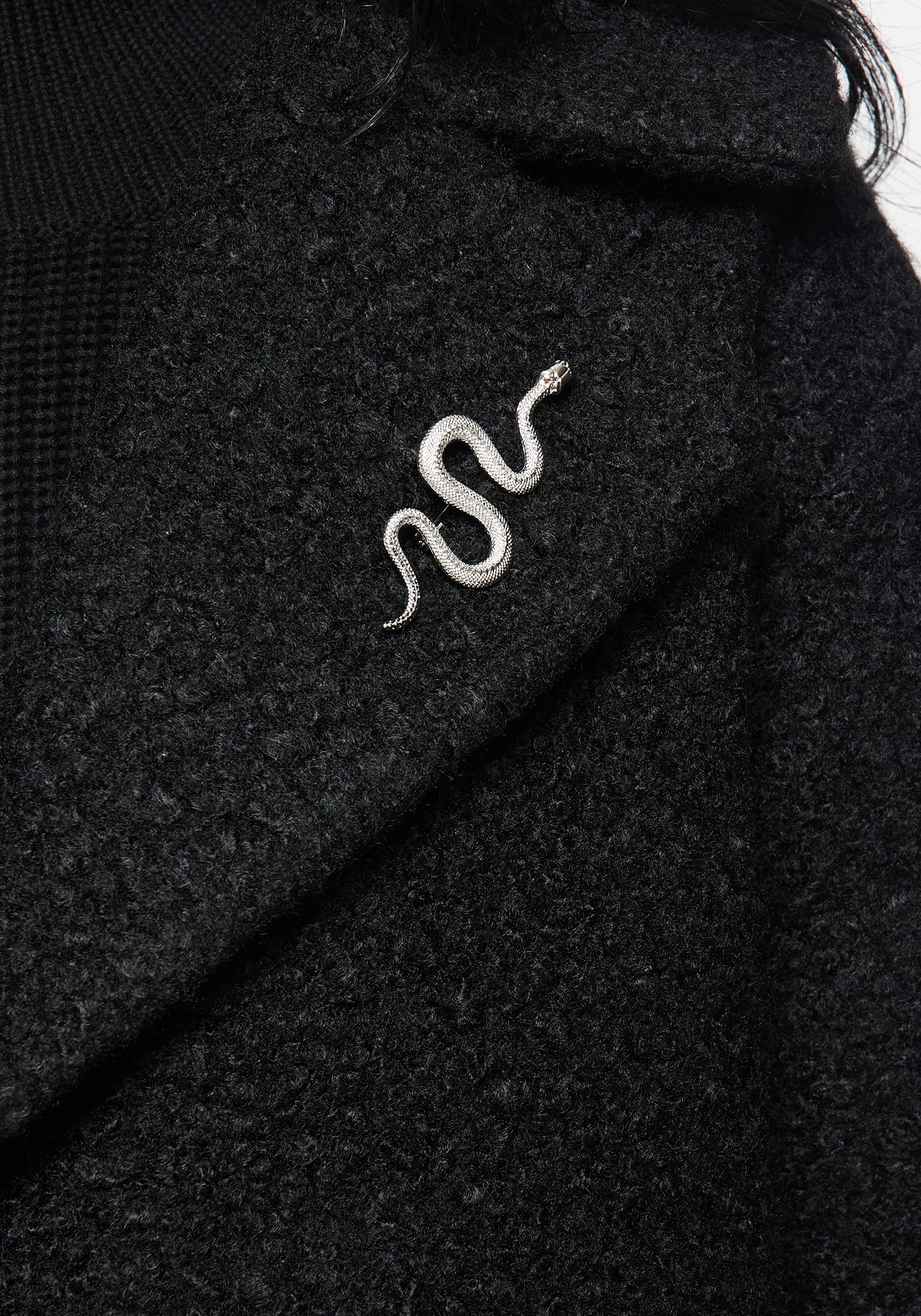 Gorgon Bouclé Oversized Coat with Snake Brooch - Black - Image 2