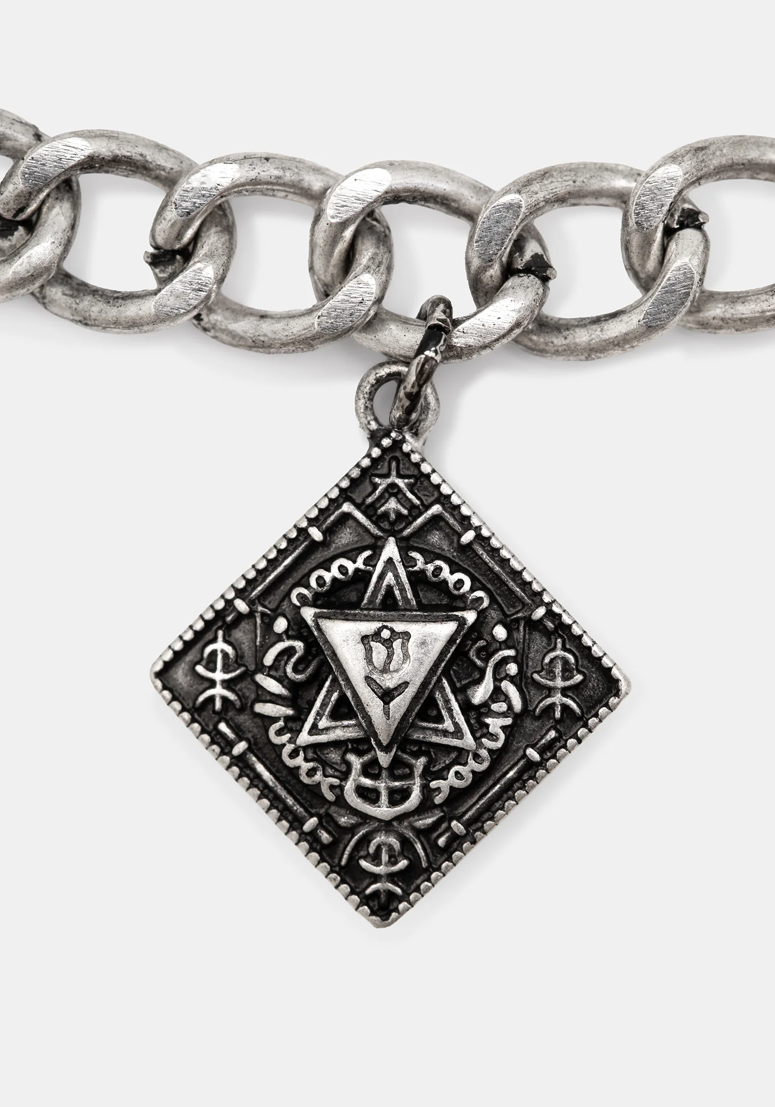 Gorthe Drop Charm Chain Belt - Image 4