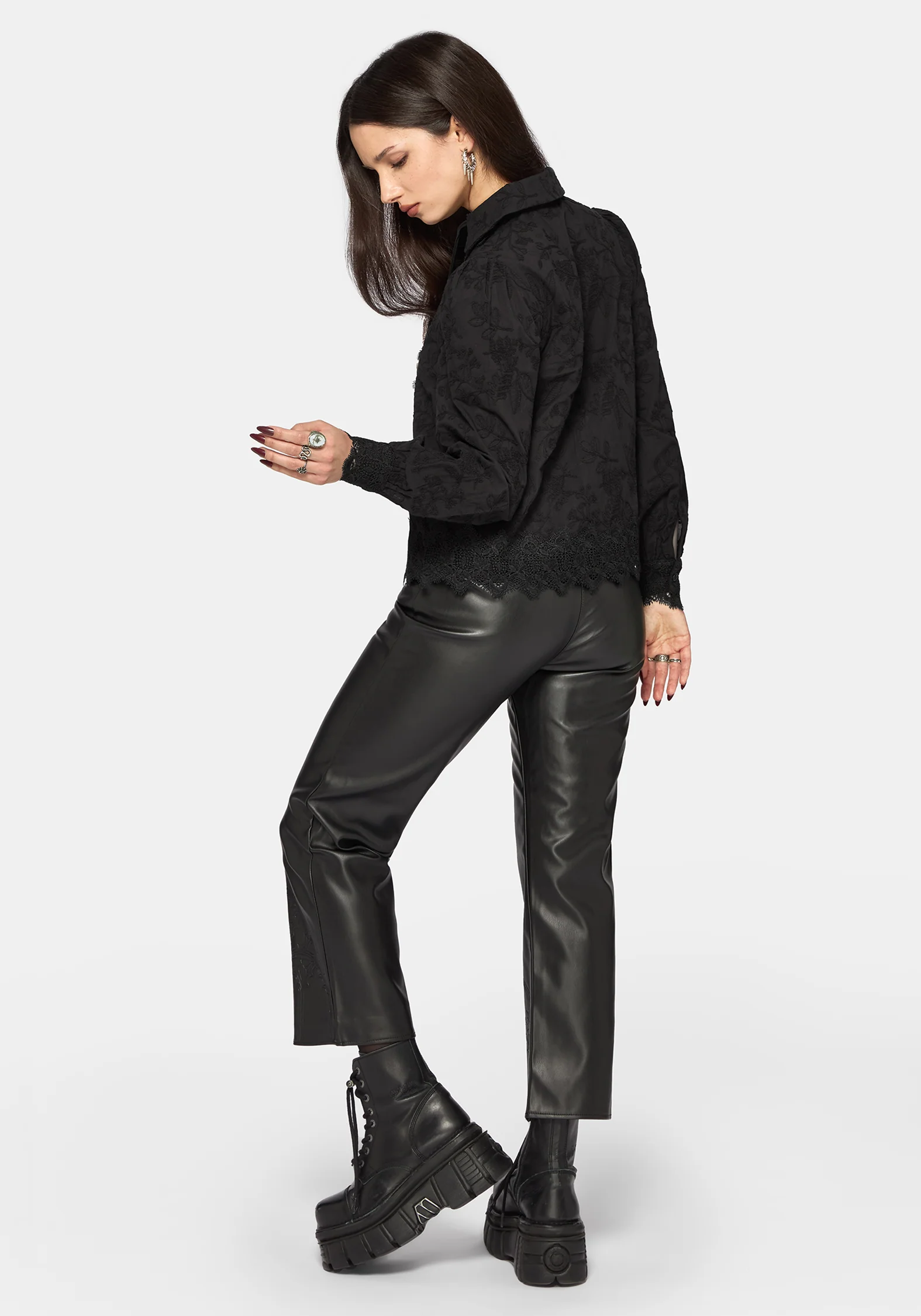 Lila Scallop Lace Open Collar Shirt - Image 3