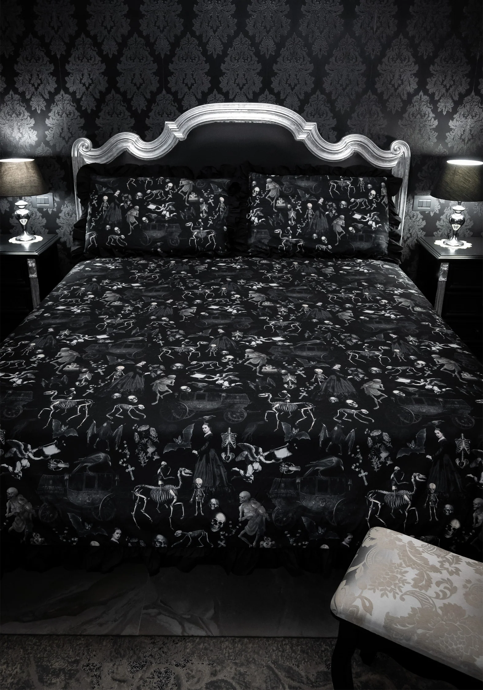 Melancholia Ruffle Bedding Set - UK Double - Image 2