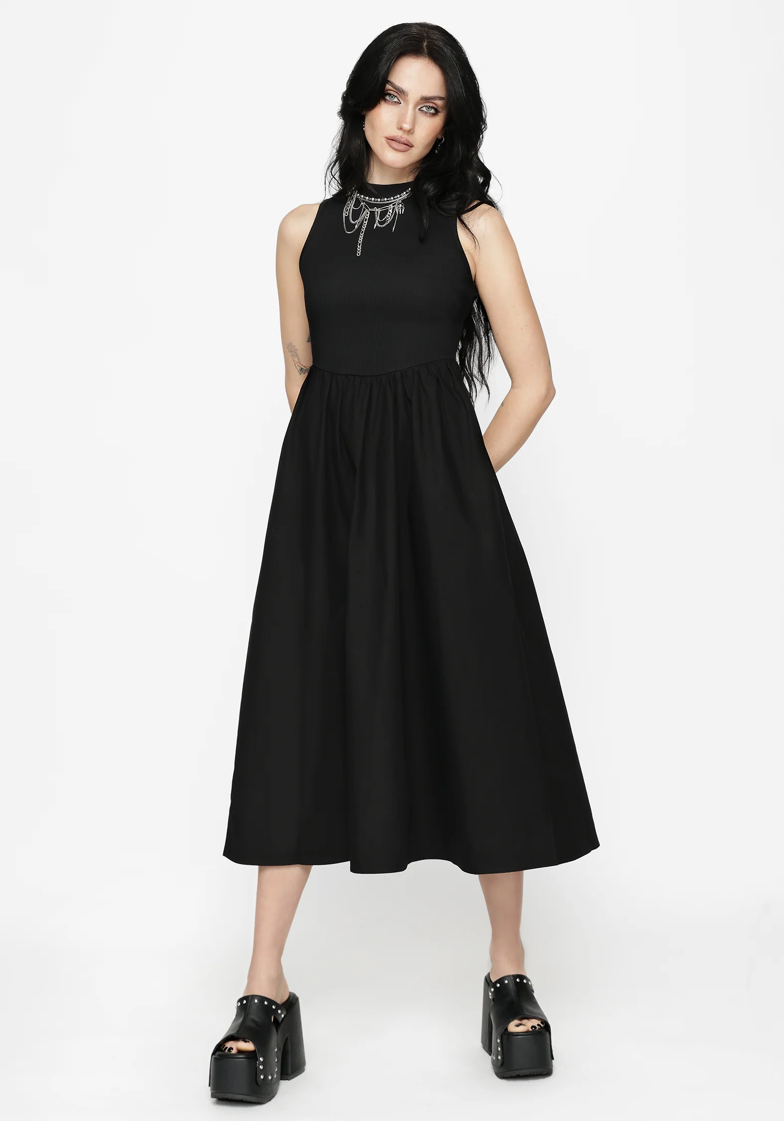 Morthira Open Back Lace Up Midaxi Dress - Image 2