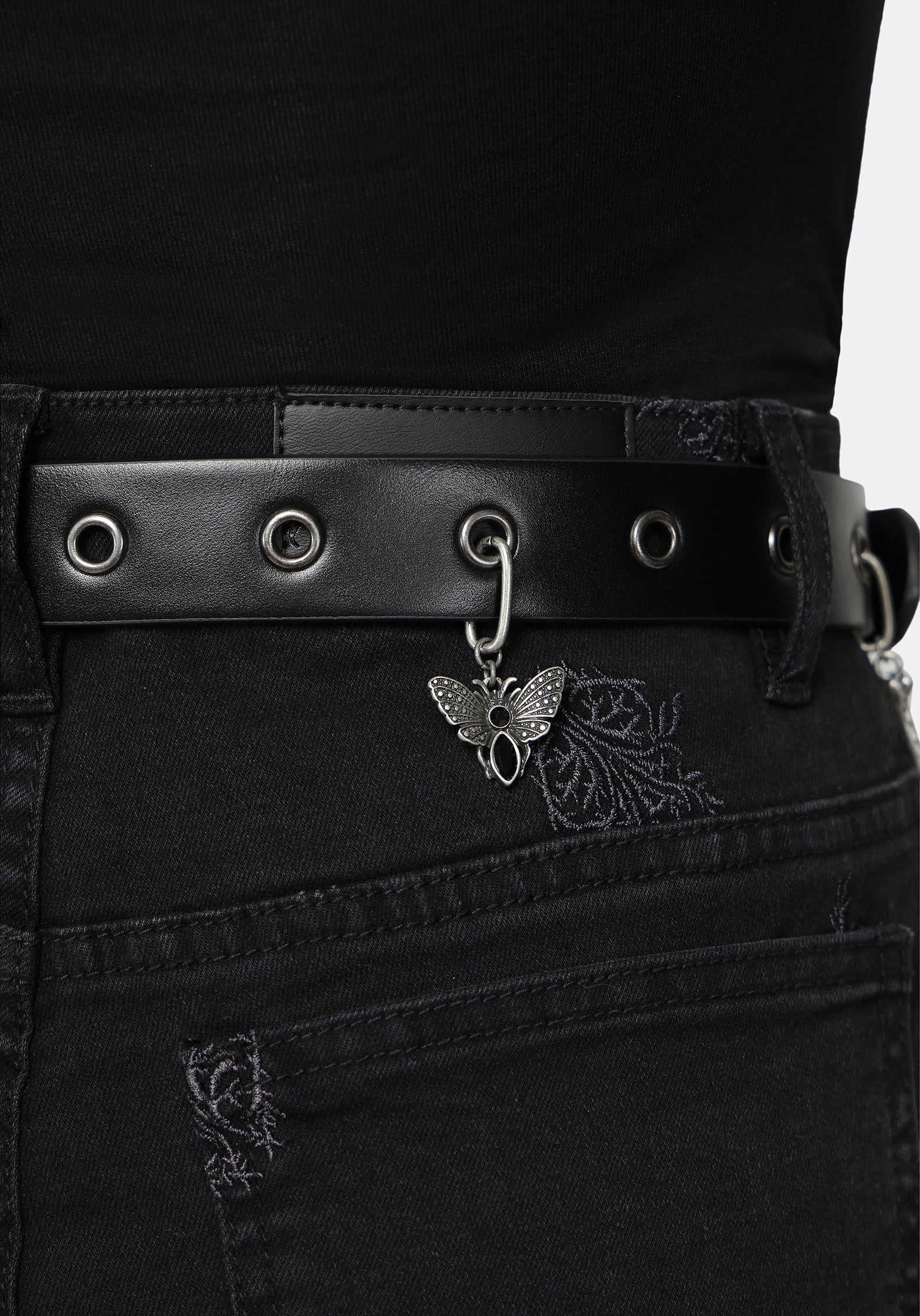 Phate Eyelet Charm Belt - Image 4