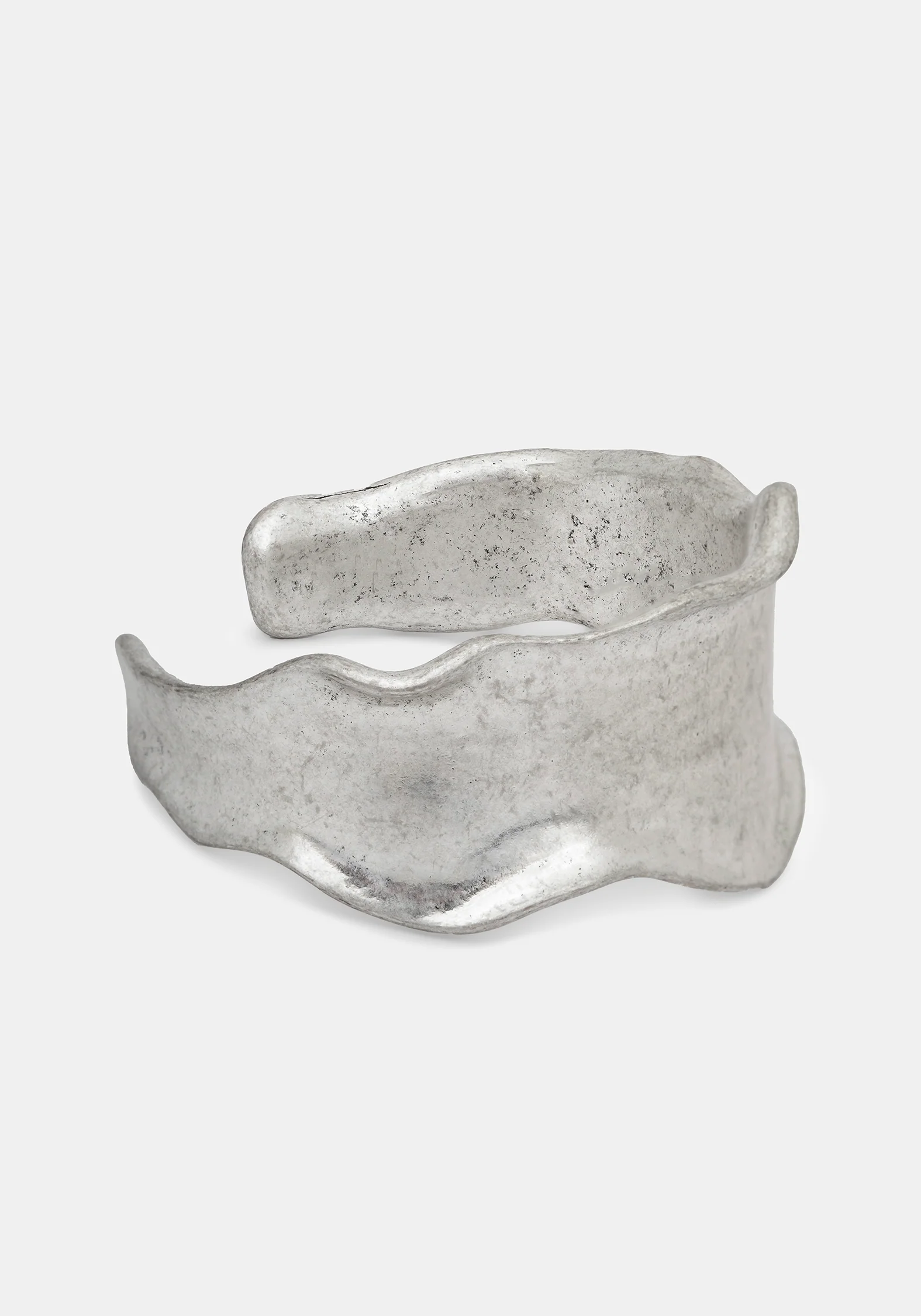 Shenyl Chunky Cuff - Image 3