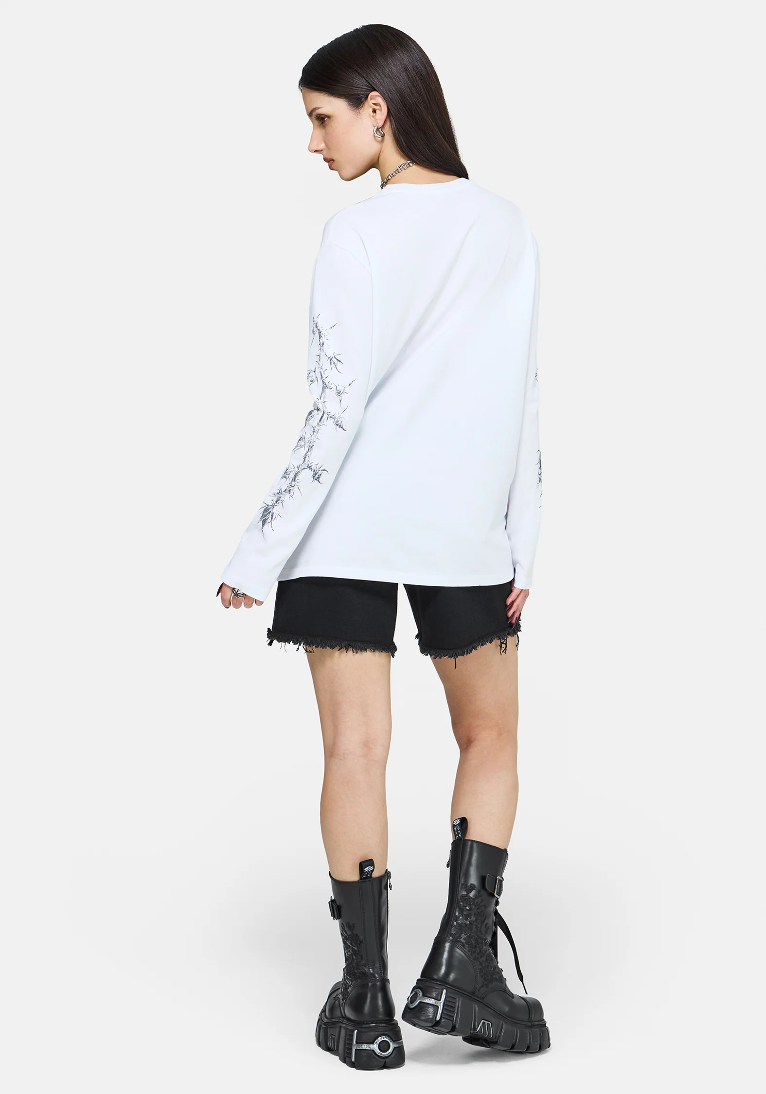 Skulla Long Sleeve Oversized T-Shirt - Image 4