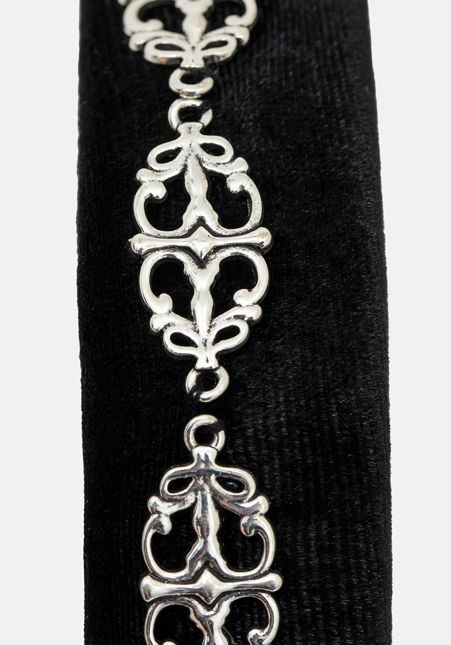 Velma Gothic Headband - Image 3