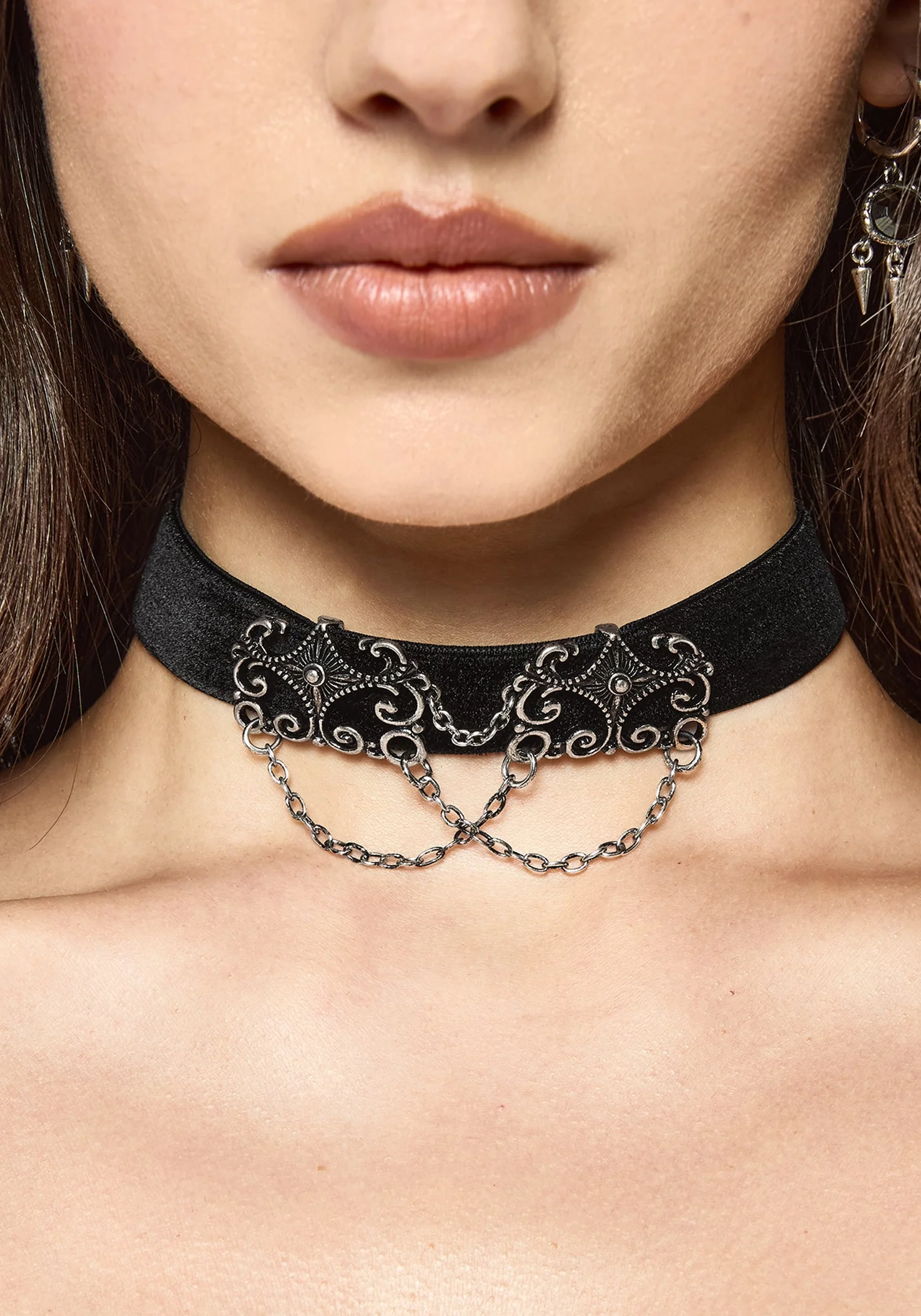 Velma Ribbon Chain Choker