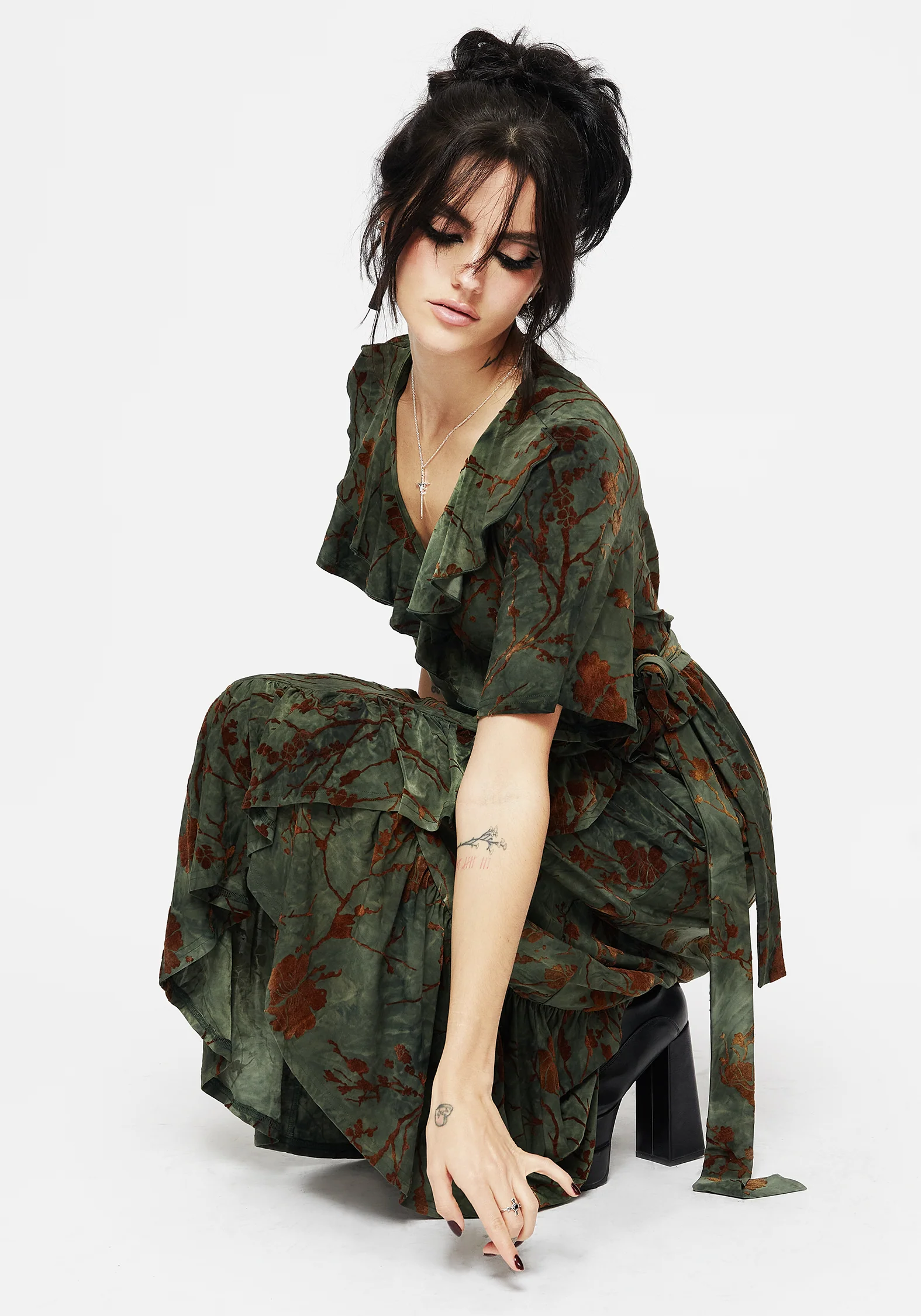 Witchfire Ruffle Midaxi Wrap Dress - Image 4